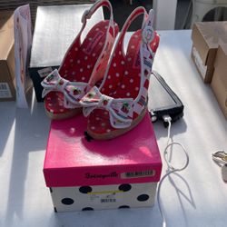 Betseyville Wedge Heels