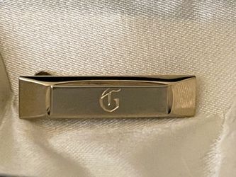 Vintage Hickok USA Gold & Silver Tone Engraved G Tie Clip