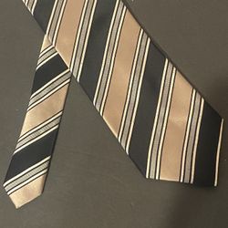 President DONALD J TRUMP Signature Collection Silk Necktie Striped Tie Black Tan