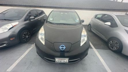 2011 Nissan LEAF
