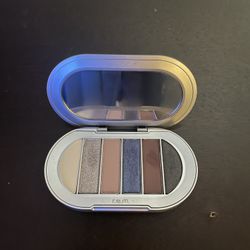 R.E.M. Eyeshadow Palette