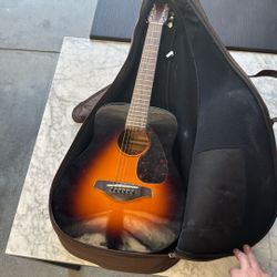 Yamaha Acoustic Guitar