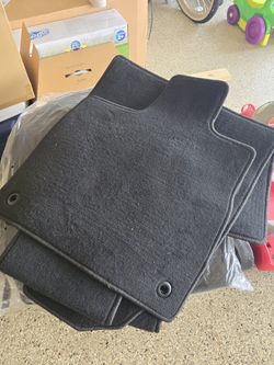 Honda PILOT floor Mats.