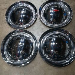 1953 Chevy Bell Air Hubcaps. (15 Inch )