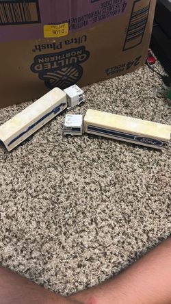 Semi trucks (toys)