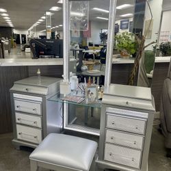 Vanity Set - Glamorous Silver Vanity With LED lighting Tall Mirror + Stool