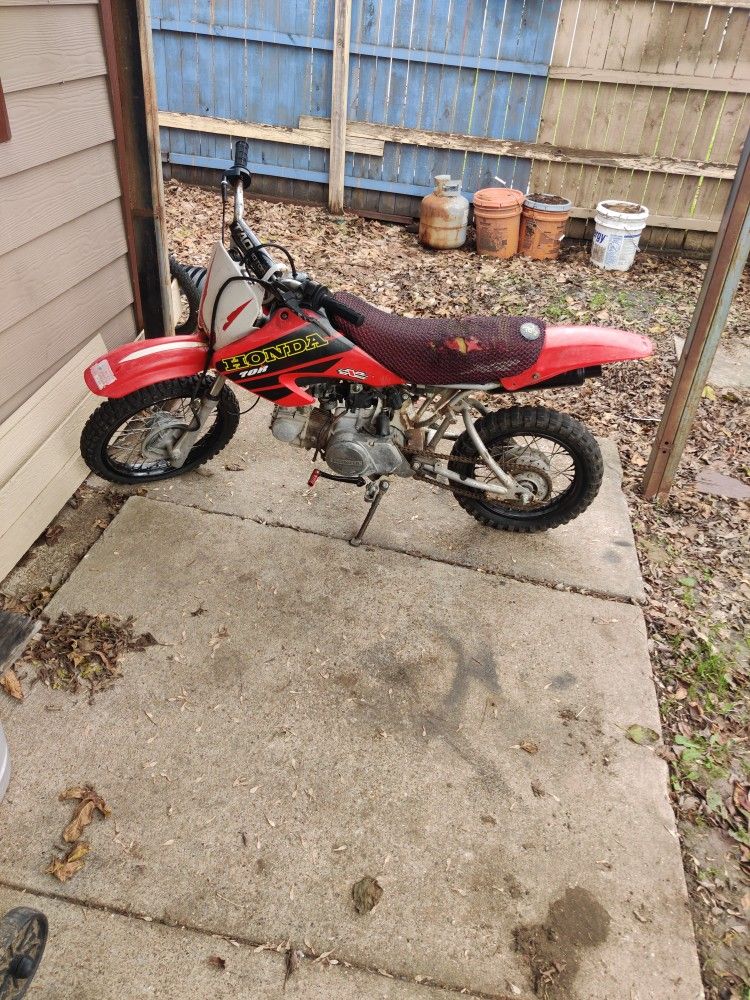 Honda 2 Wheel Dirt Bike 