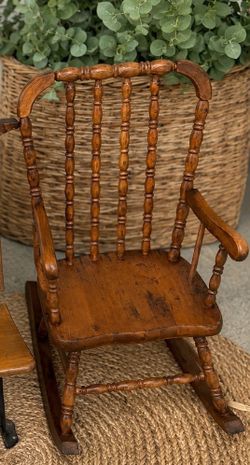 Vintage Child’s Wooden Rocking Chair – Spindle Back Farmhouse Style