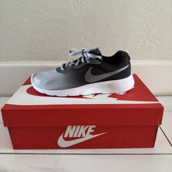 Nike sneakers for Kids