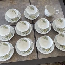 VINTAGE HARMONY HOUSE FLEUR TEA SET