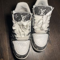 Louis Vuitton Sneakers