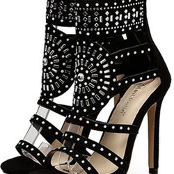 Women’s Black Pumps