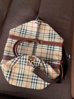 Burryberry Duffel bag  need gone asap