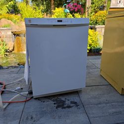 Kenmore Dishwasher 