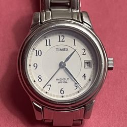 🔲. TIMEX WOMENS WATCH