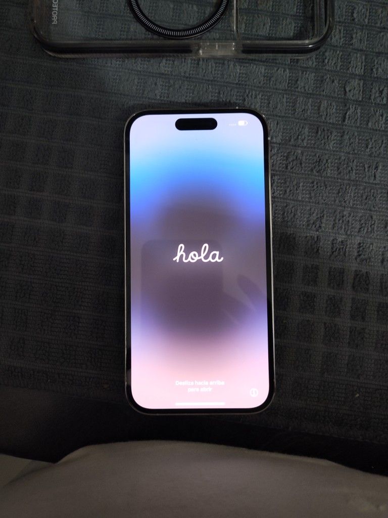 New Unlock I Phone 14 PRO Max Silver