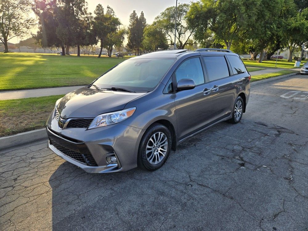 2019 Toyota Sienna