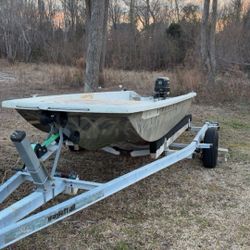 14 Foot Tri Hull Boat 