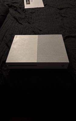 Xbox 1 S white