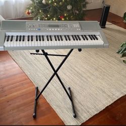 Casio Keyboard - CKT-810