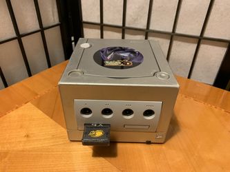 Nintendo GameCube with all accessories and remote!