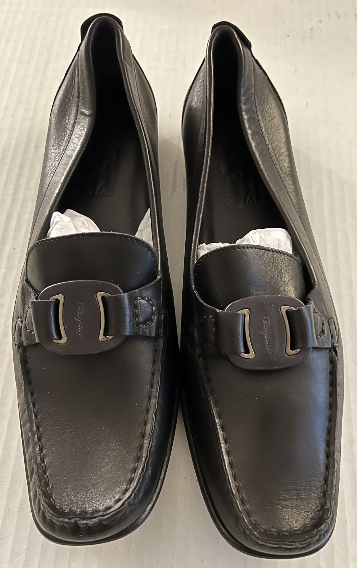Salvatore Ferragamo Black Leather Loafers Ladies 8 2A