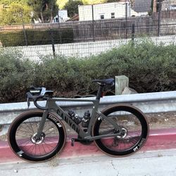 Canyon Aeroad CF SLX 8 Di2