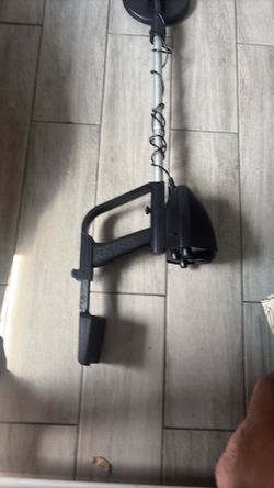 Metal detector