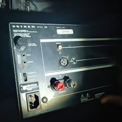 Anthem MCA 20 2-channel power amplifier (like new)