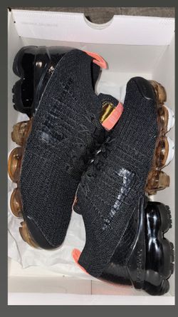 Women Nike Vapormax Size 7.5