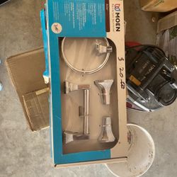 Moen Bath Accessories 