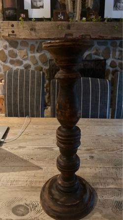 Rustic wooden candle pillar