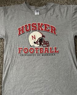 Grey and red Nebraska Huskers football tee #Huskers #Nebraska SIZE LARGE