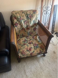 Chair George V