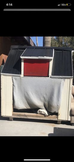 Dog Houses