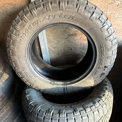 MATCHING SET OF 18 INCH NITTO RIDGEGRAPPLER TIRES