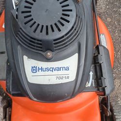 Makina Trabajando Trasmisión Y Motor $140