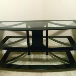 TV Stand  /  TV Console  /  Entertainment Center