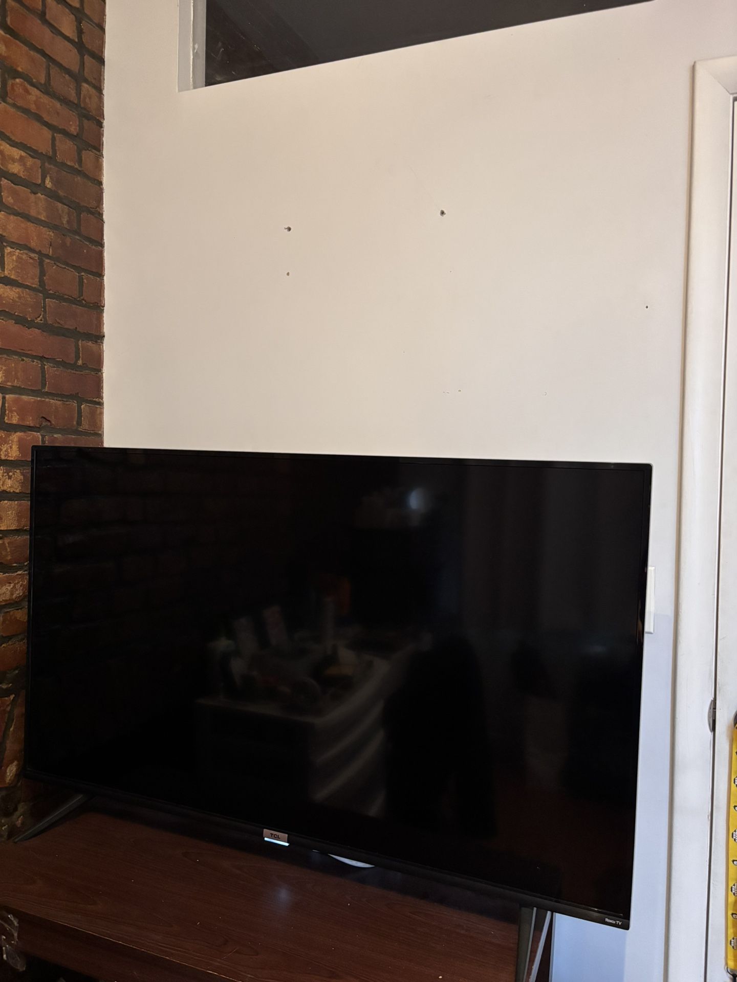 TCL 50-inch Class 4-Series 4K UHD Smart Roku LED TV - 50S435