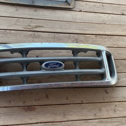 2003 Ford F250 Grill 