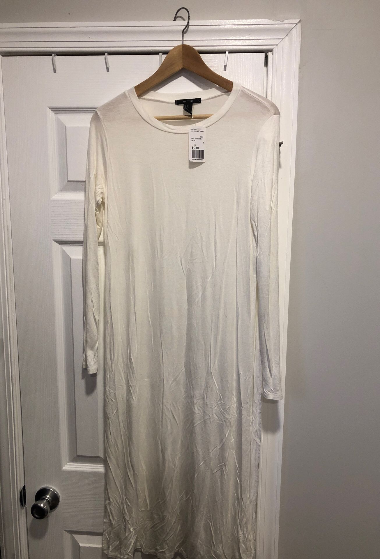FOREVER21 Long Tshirt/Tunic with Detail