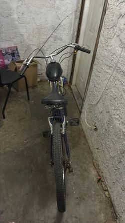Motor bike.      Pick up only