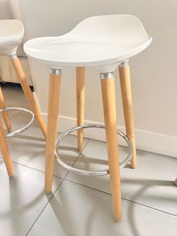 Bar stools FREE
