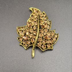 Vintage A Gold-tone Rhinestone Leaf Brooch