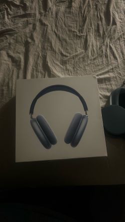 Blue AirPod Max’s