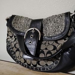 Couch Purse In Good Condition 