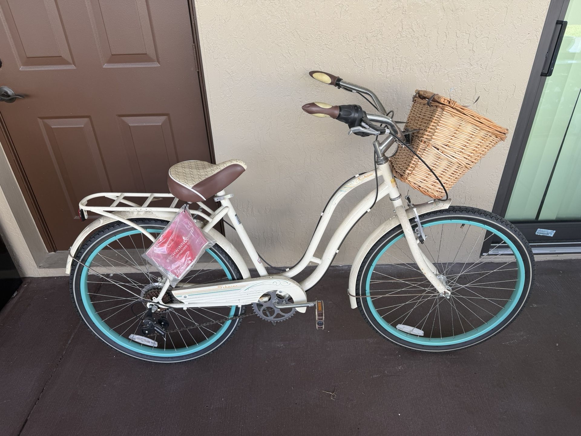 Cruiser Bike With Basket