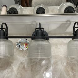 Vanity Wall Mount 3 Light Fixtures