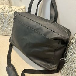 Buffalo David Bitton Leather Weekender-Travel Bag New