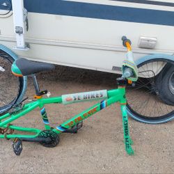 24" SE So Cal Flyer Big Wheel BMX Bicycle Bike